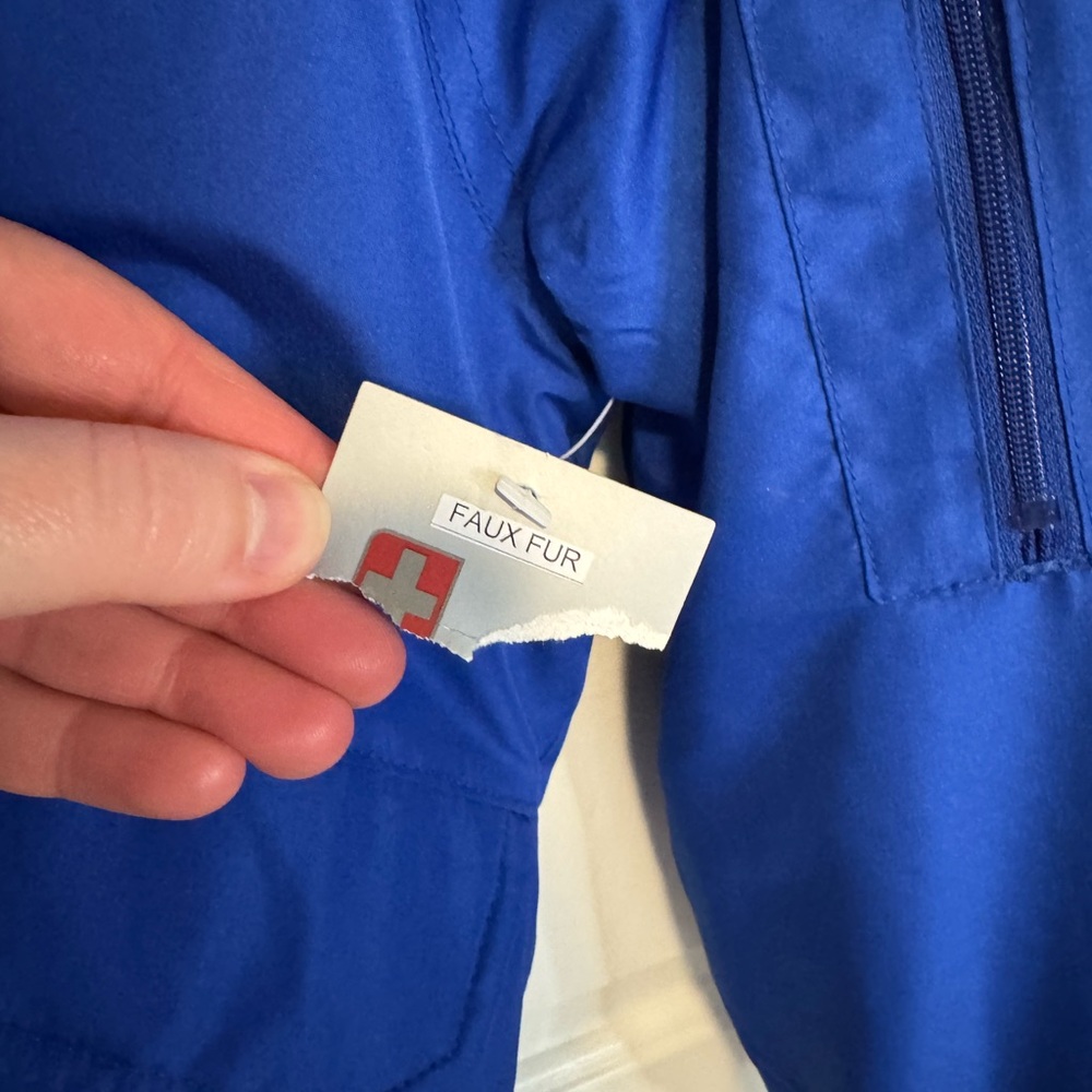 Swiss Tech Kids Bright Blue Puffer Coat - Picture 5 of 11